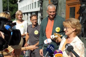 vlozitev-spreemmbe-zakona-_pred-dz