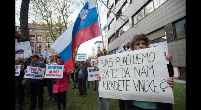 protes-za-koroske-decke